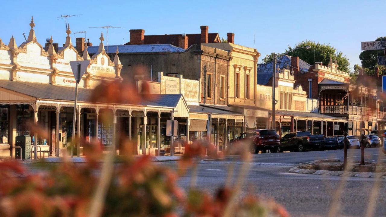 Beechworth Cedar Cottages エクステリア 写真