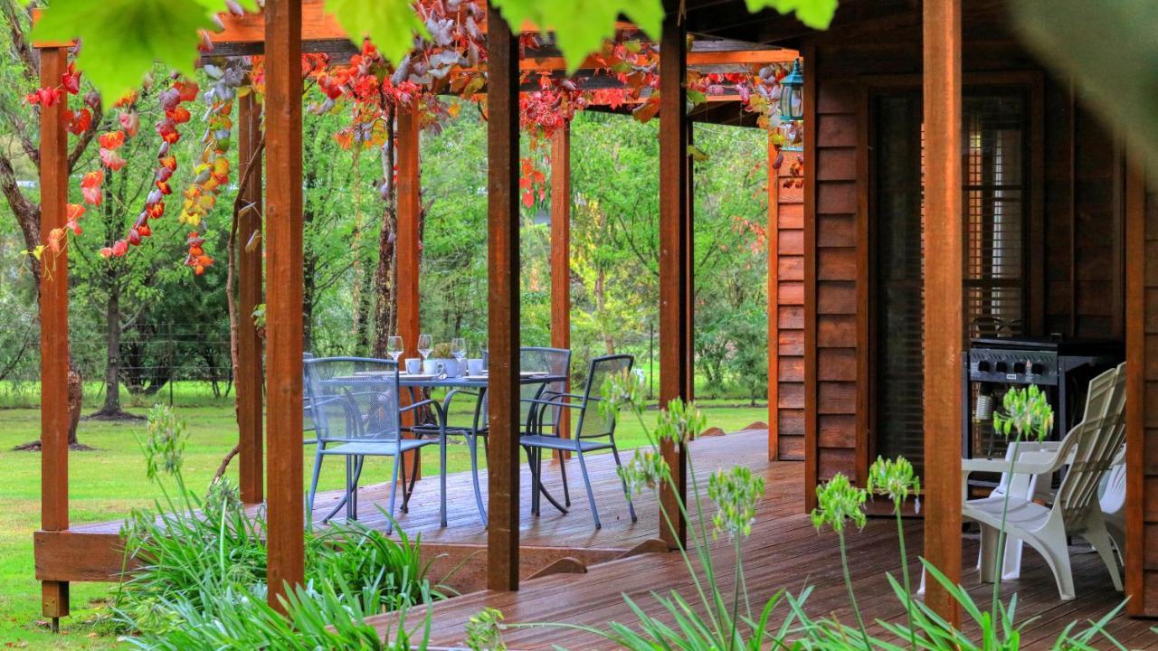 Beechworth Cedar Cottages エクステリア 写真