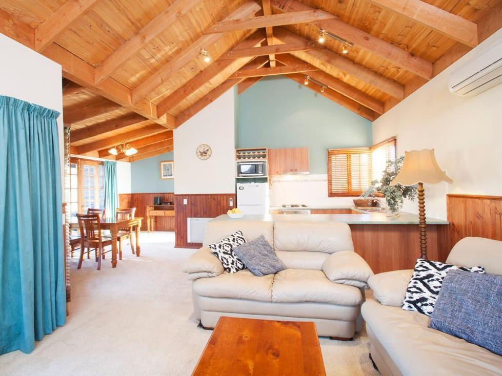 Beechworth Cedar Cottages エクステリア 写真